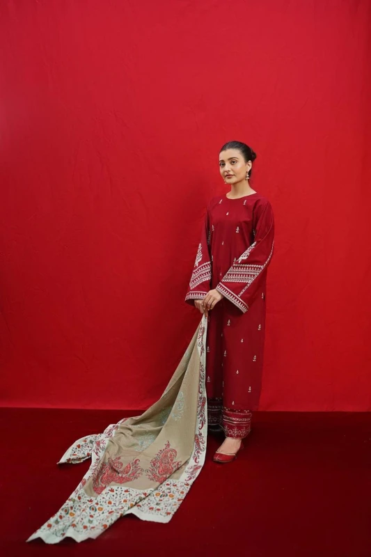 3 Pcs Women Unstitched Embroidered Suit