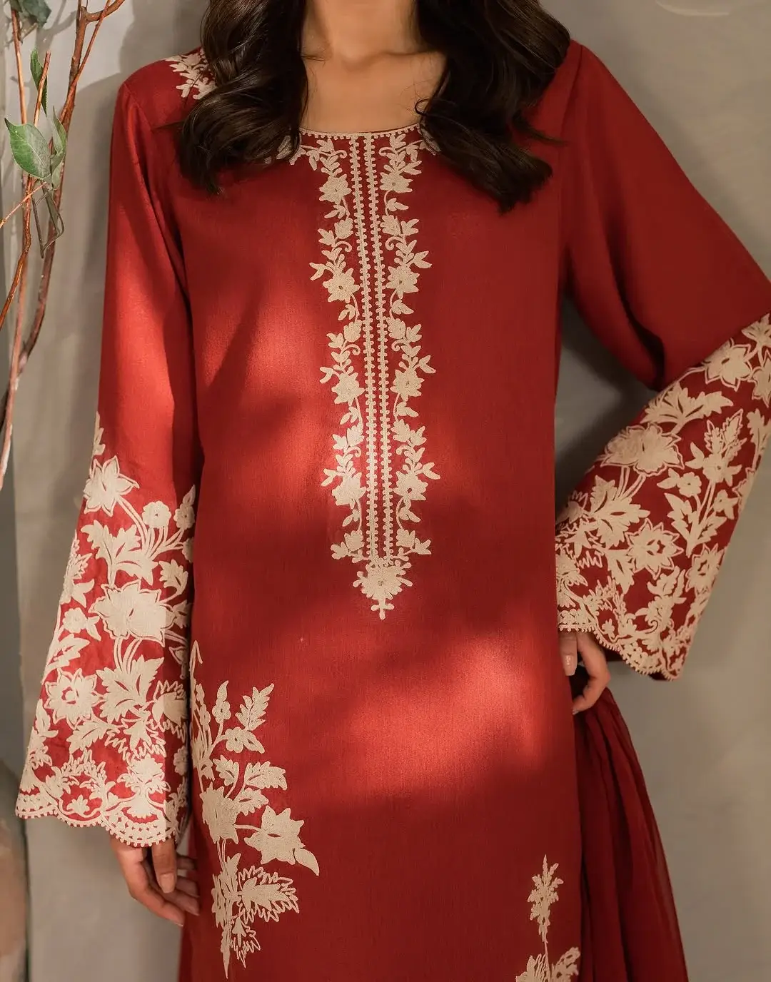 3-Piece Women's Stitched Embroidered Linen Suit – Maroon