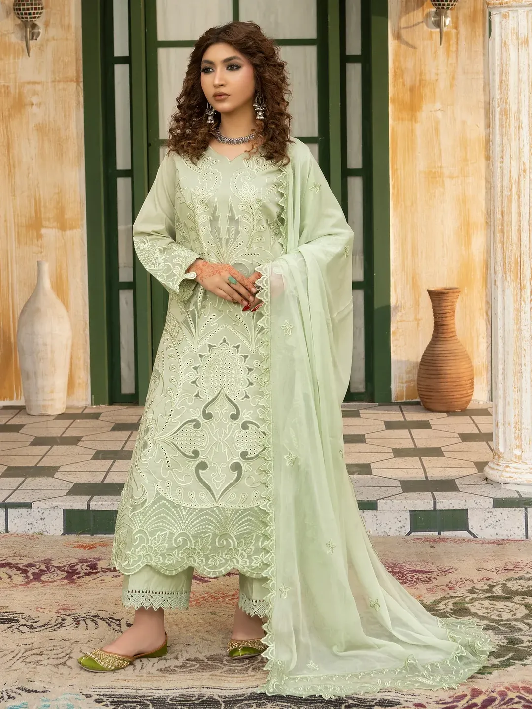 Zarar U1B Women's Stitched Embroidered Lawn Suit – 4-Piece Set