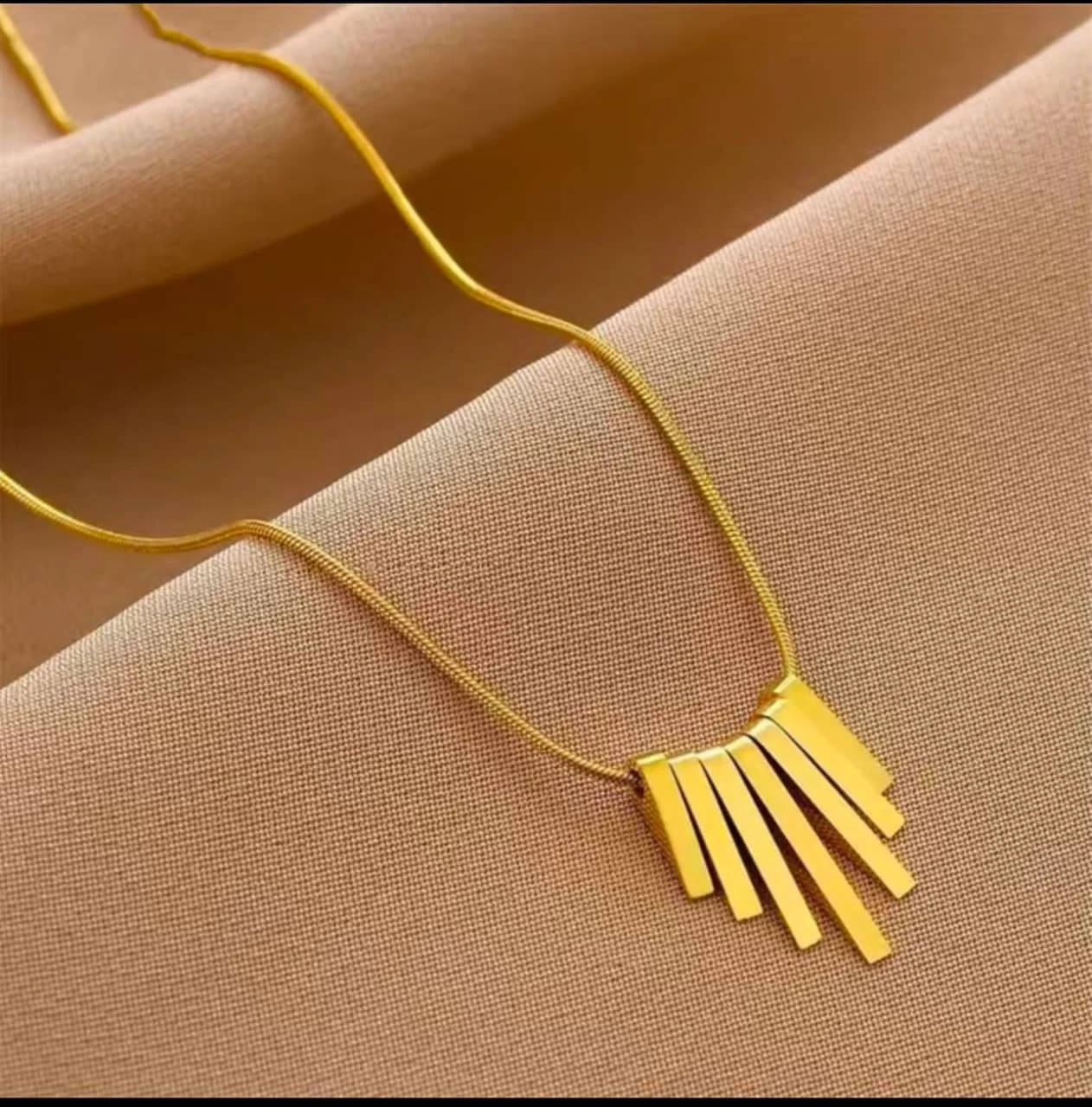 Flow Necklace